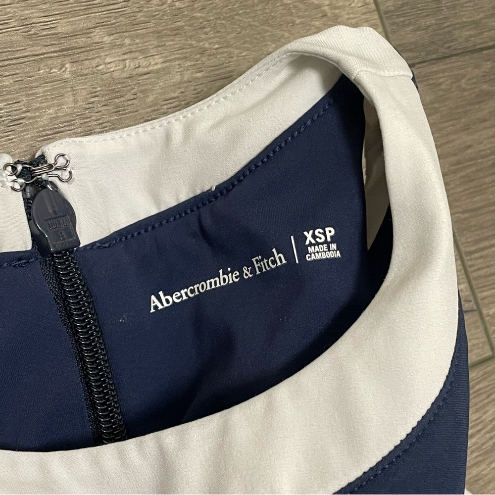 Abercrombie & Fitch High Neck Traveler Mini Dress Tennis Shorts Navy XS Petite - Picture 6 of 9